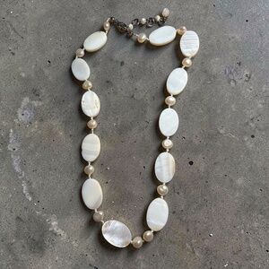 Vintage Mother of Pearl Necklace Freshwater Pearl White Shell Beaded Elegant Min
